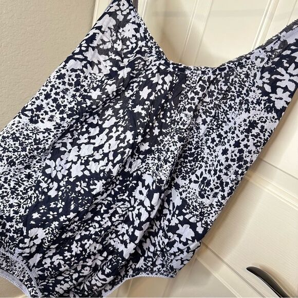 Intimately Free People Blue Floral Print Criss Cross Back Be Kind Bodysuit Sz L - Picture 6 of 9